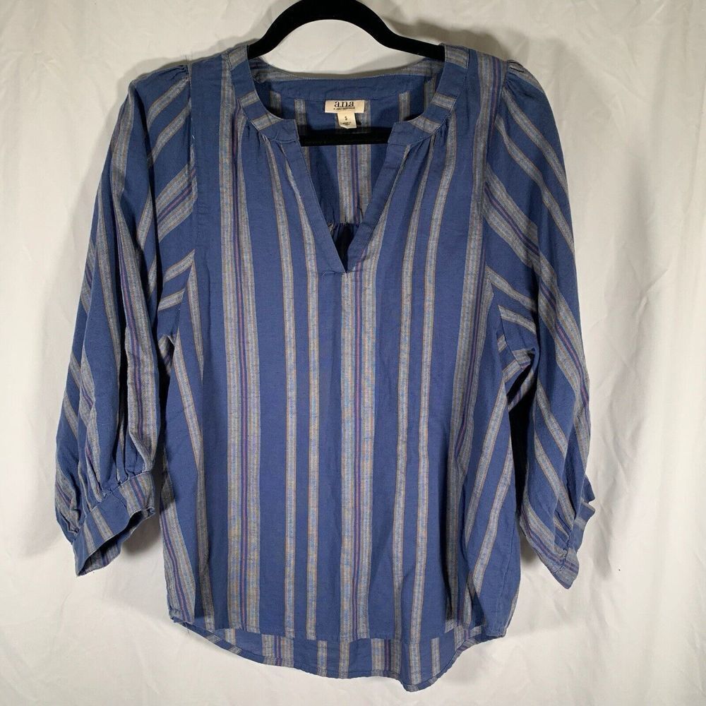 a.n.a Shirt Women’s Small Blue Striped V-neck Balloon 3/4 Sleeve